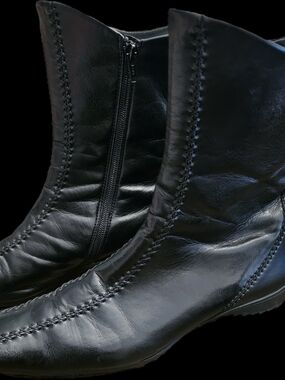 Paul Green Black Leather Zip Ankle Boots with Decorative Stitching